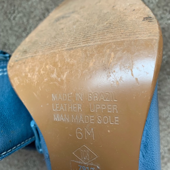 Beautiful blue leather ankle booties - Picture 11 of 11